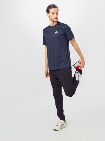 Effilé Pantalon de sport 'Essentials French Terry Tapered Cuff Logo' ADIDAS SPORTSWEAR en noir