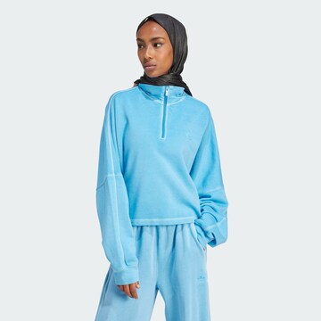 ADIDAS ORIGINALS Sweatshirt 'Essentials+' in Blau: predná strana