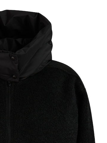 PROTEST Outdoor jacket 'PRTSalti' in Black