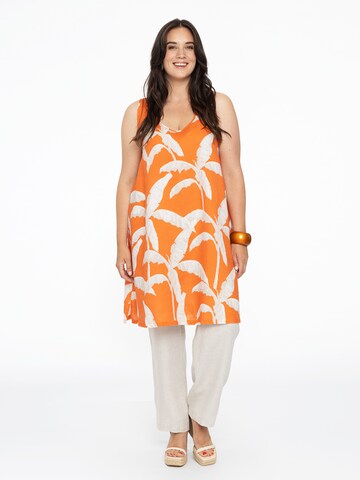 Yoek Dress in Orange