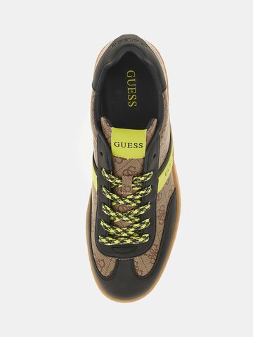 GUESS Sneaker  'Nola Iii' in Braun