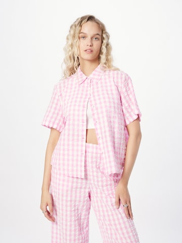 Monki - Blusa en rosa: frente