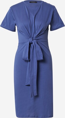 Robe Trendyol en bleu : devant