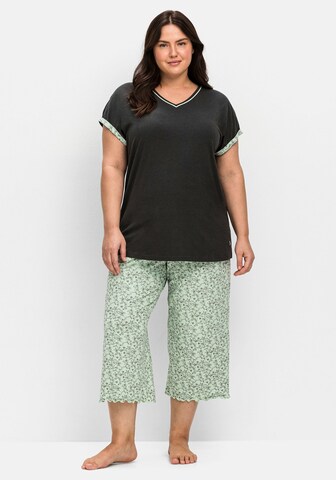 SHEEGO - Pijama em verde: frente