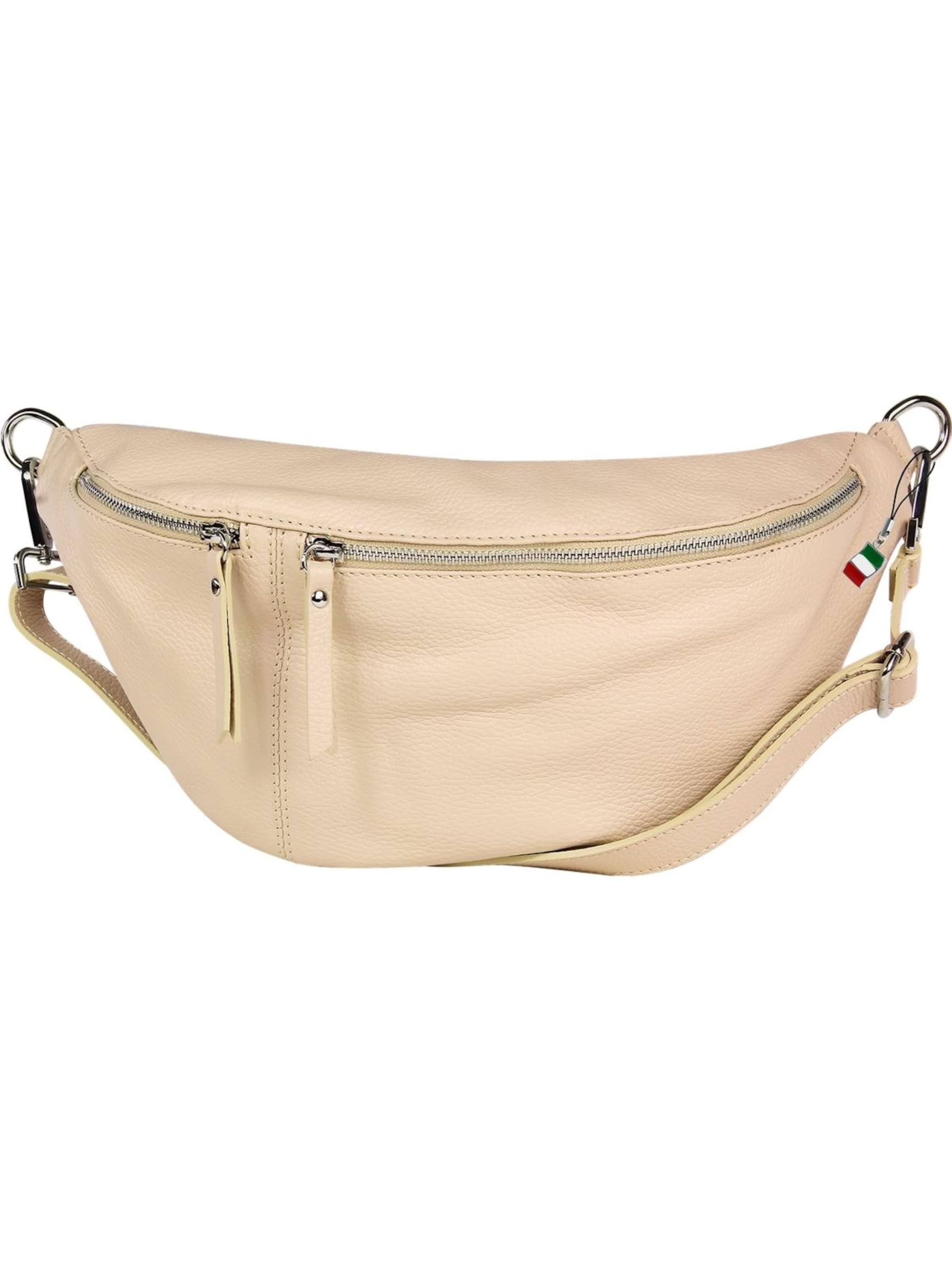 Florence Heuptas in Beige: voorkant