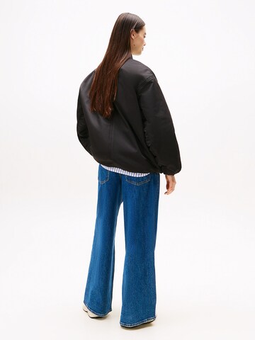 Veste mi-saison Tommy Jeans en noir