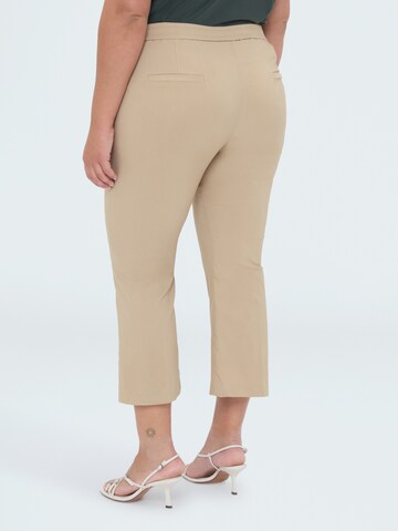 Fiorella Rubino - Acampanado Pantalón en beige