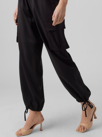 VERO MODA Loose fit Cargo Pants 'Josh' in Black