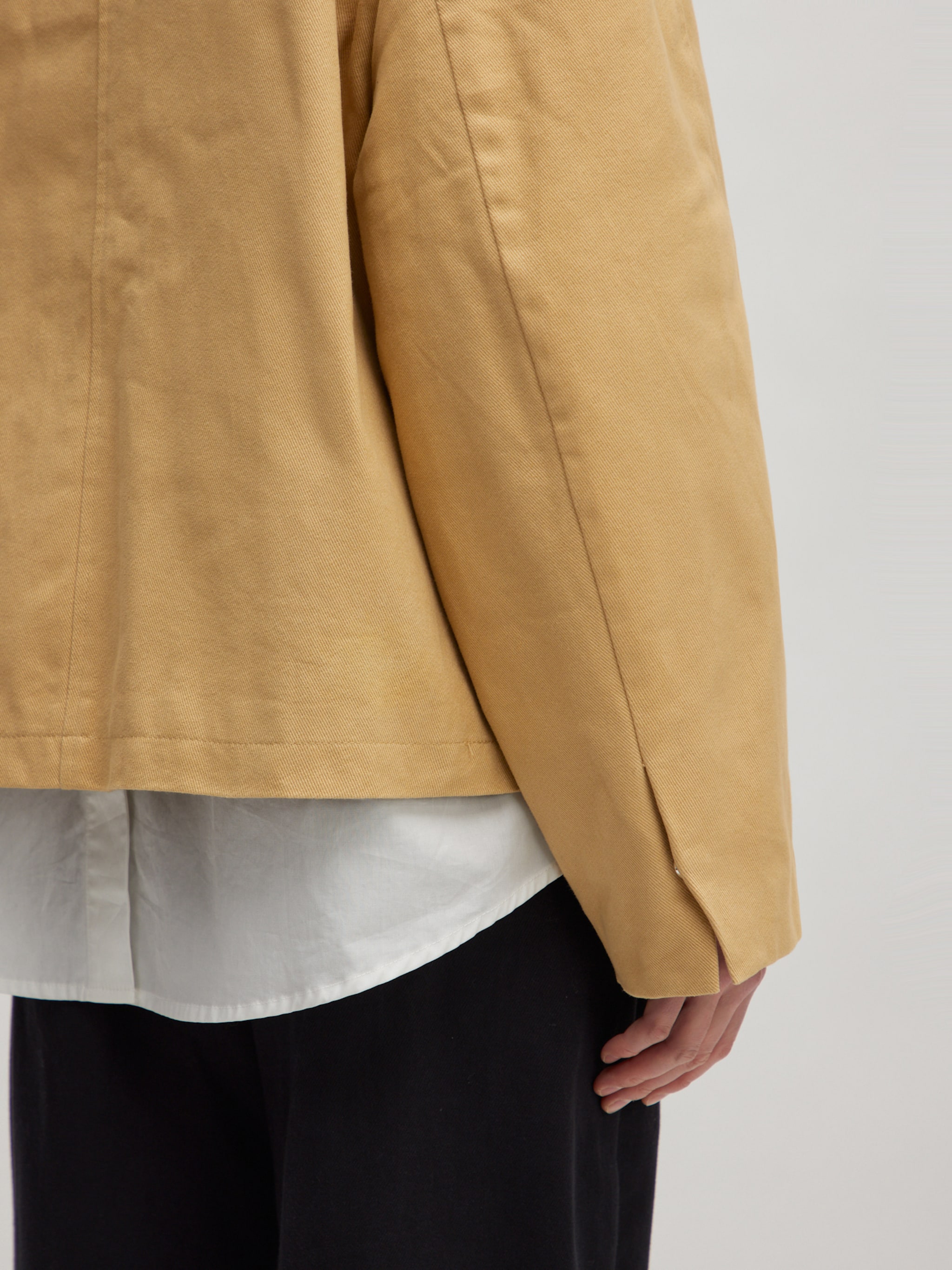 EDITED Producten Tussenjas 'Sina' Beige