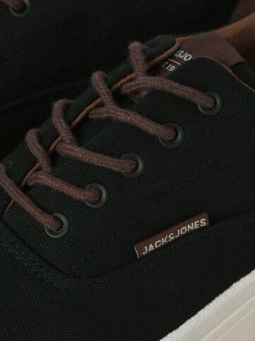 JACK & JONES Низкие кроссовки 'WISLINGTON' в Серый