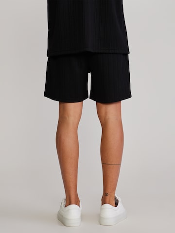 SikSilk Regular Pants in Black