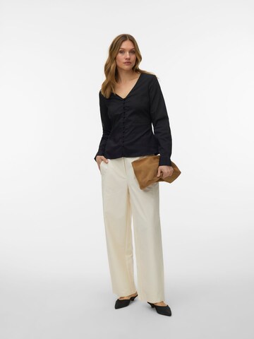 Camicia da donna 'AWALVA' di VERO MODA in nero