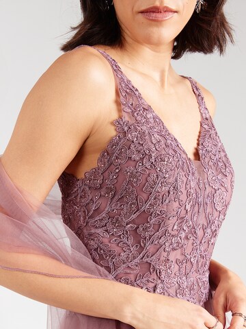 mascara Iltapuku värissä lila