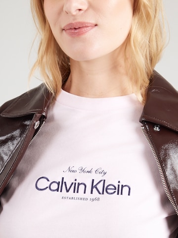 Tricou 'CLASSIC NYC' de la Calvin Klein Jeans pe roz