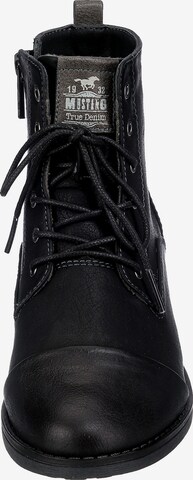 MUSTANG Lace-up bootie in Black