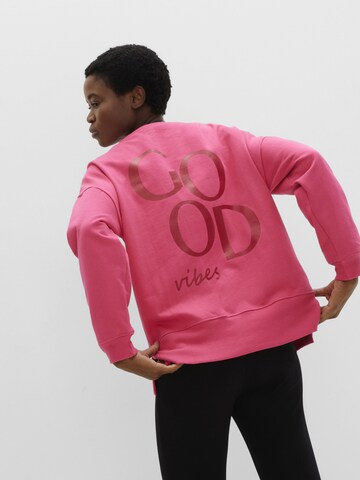bonprix Sweatshirt in Roze: voorkant