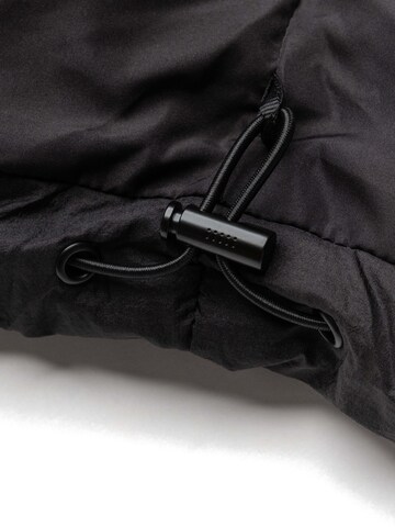 ENRAGE - Chaqueta de invierno 'FIREMAN PUFFER JACKET - BLACK' en negro