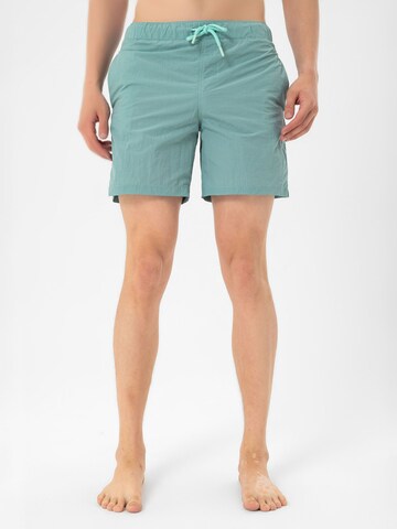 Daniel Hills - Bermudas en azul: frente