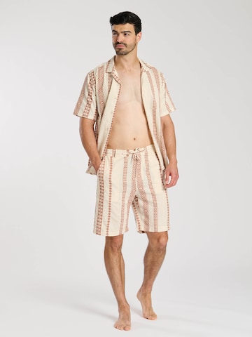 South Beach Regular Broek in Rood