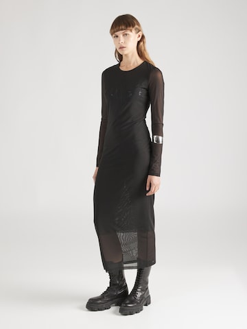Monki Платье в Черный: спереди