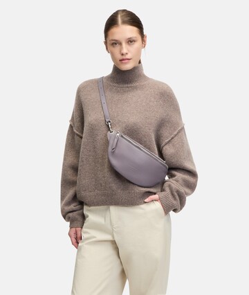 Liebeskind Berlin Fanny Pack 'Tavia' in Purple: front