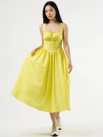 Busem Kleid in Gelb