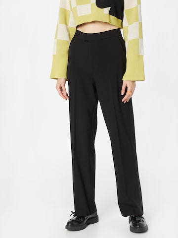 Peppercorn Loose fit Pleated Pants 'Diana' in Black: front