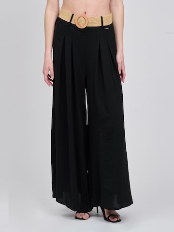 Influencer Wide leg Pants in Black: front