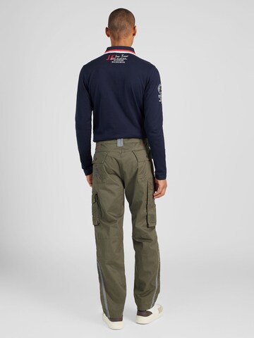 CAMP DAVID Regular Cargo Pants in Green