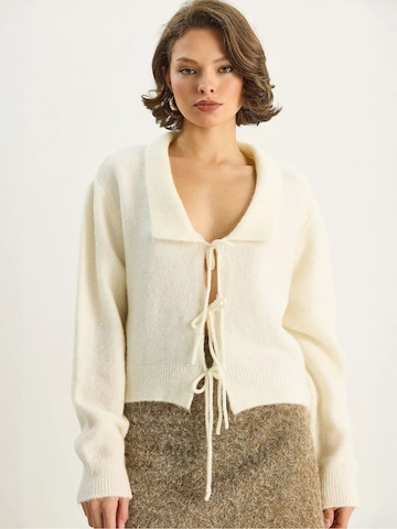 Giacchetta di Bianco Lucci in beige