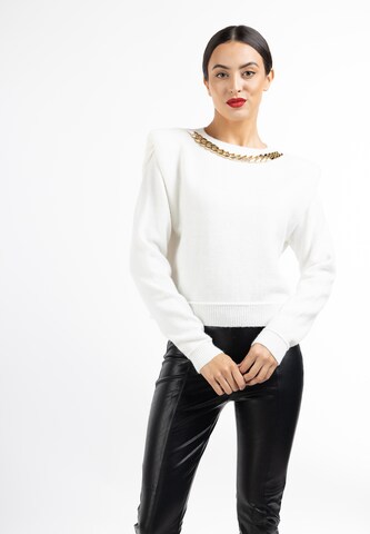 faina Sweater 'Tuxe' in White: front