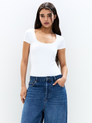 Body a maglietta di Pull&Bear in bianco: frontale