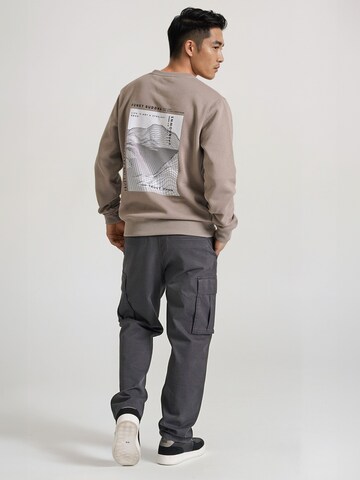 Sweat-shirt Funky Buddha en gris