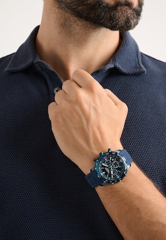 Montre à affichage analogique NAUTICA en bleu : devant