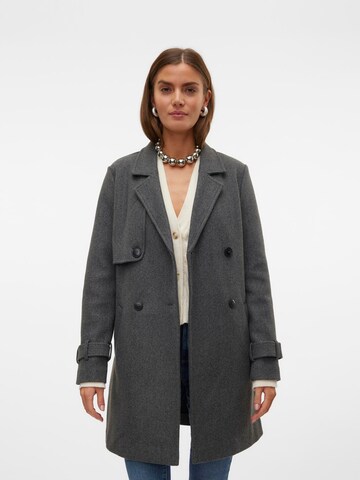 VERO MODA - Abrigo de entretiempo 'Popamy' en gris