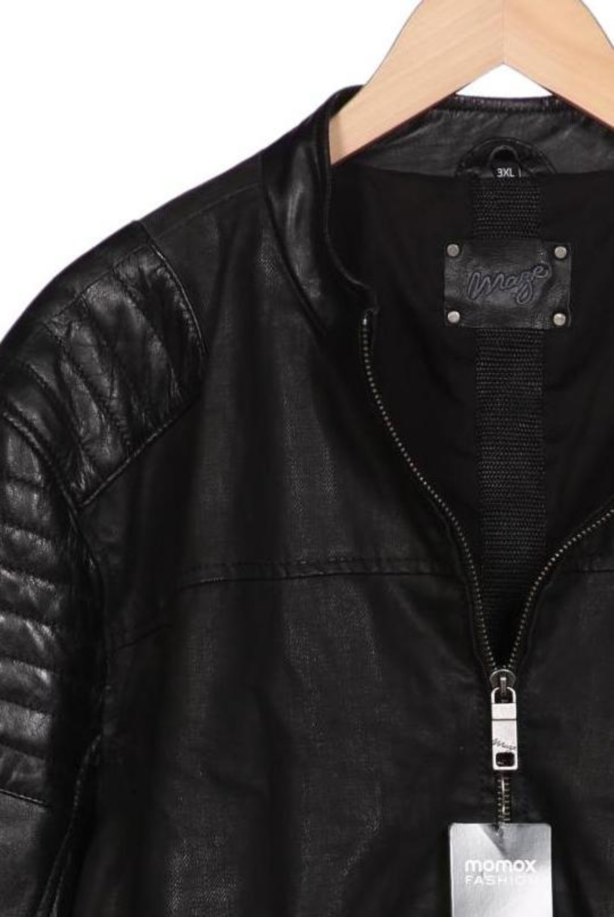 Maze Jacket & Coat in XXXL in Black