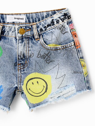 Desigual Regular Shorts in Blau