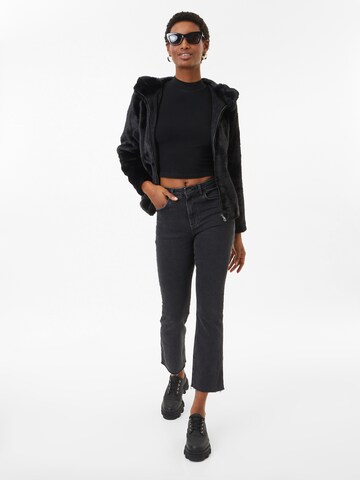 VERO MODA Between-Season Jacket 'Sui' in Black