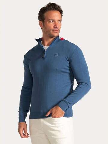 Jacey Quinn Pullover in Blau