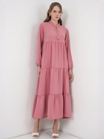 Bigdart Dress in Pink: front