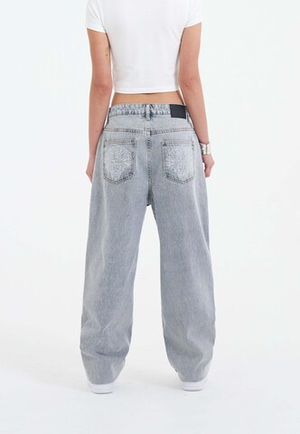 Ed Hardy Loosefit Jeans 'Crystal Roar' in Blauw