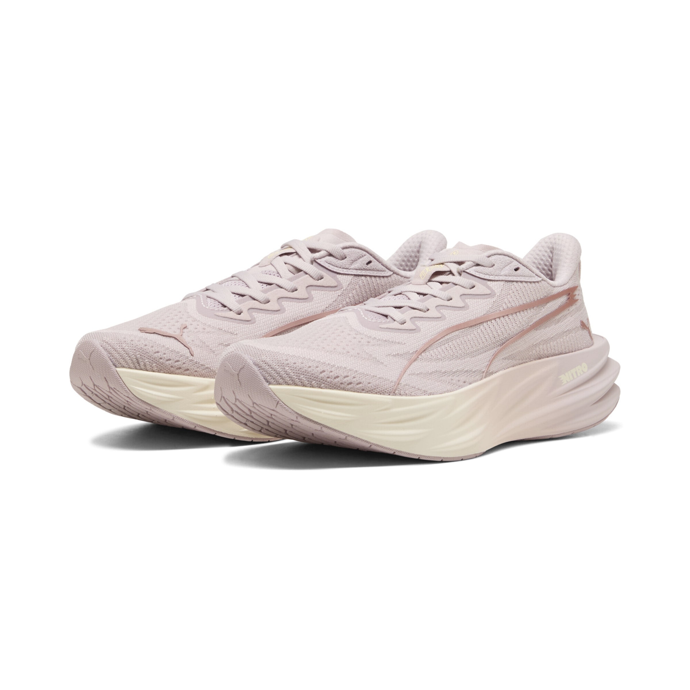 PUMA Loopschoen 'Deviate Pure NITRO™' in Roze