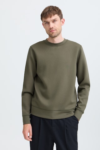 Casual Friday Sweatshirt 'CFSebastian' in Grijs: voorkant
