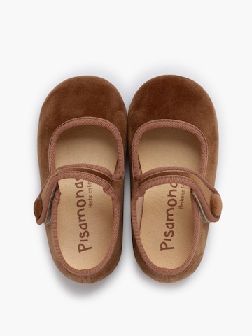 Pisamonas Lage schoen in Bruin