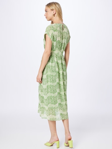 Robe COMMA en vert