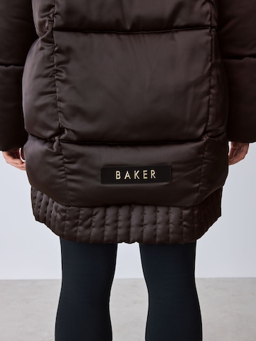 Baker by Ted Baker Пальто в Коричневый