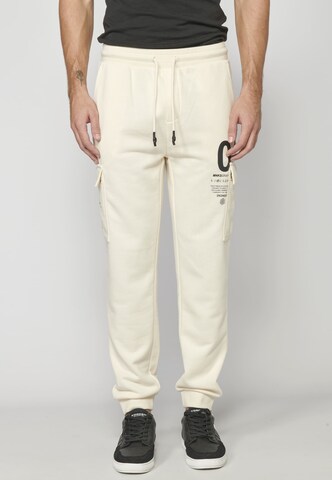 Tapered Pantaloni cargo di KOROSHI in bianco: frontale