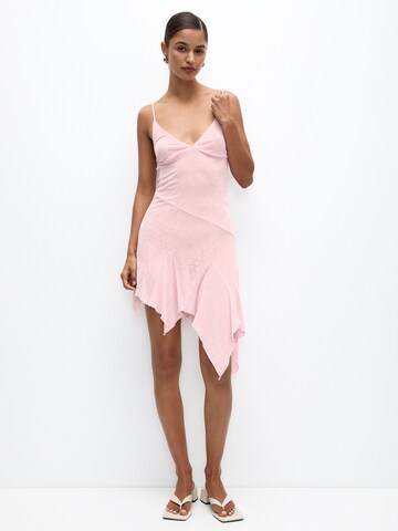 Robe Pull&Bear en rose : devant