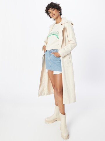 Monki Sweatshirt in Beige