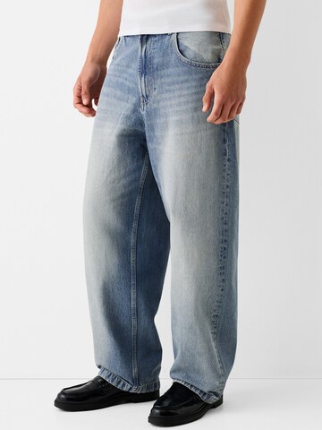 Bershka Loosefit Jeans in Blauw